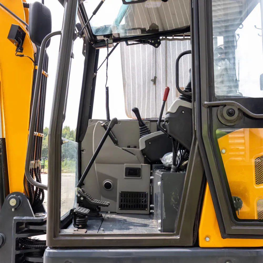 Гусеничный экскаватор 3.5 тонны Kubota D1703 HT35