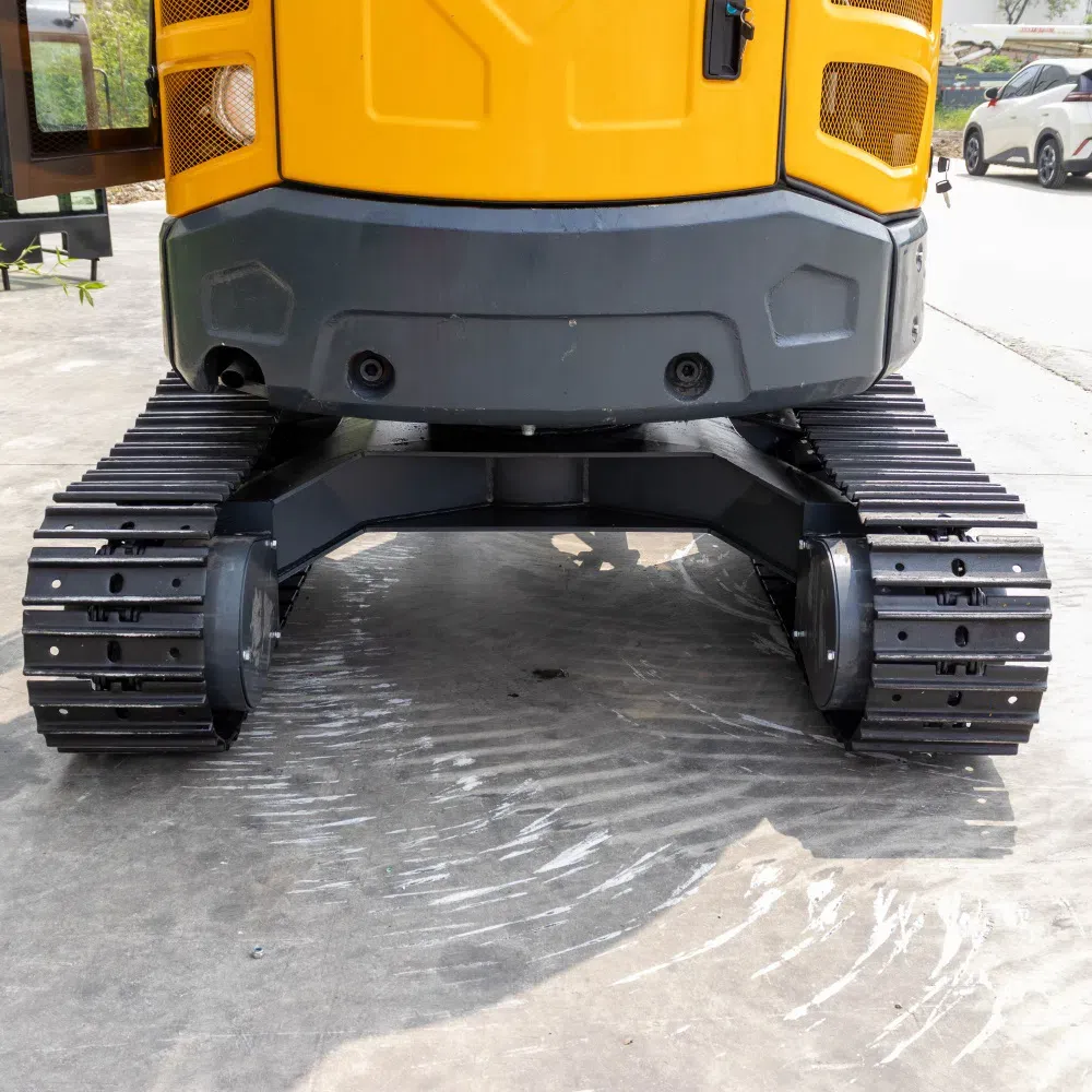 Гусеничный экскаватор 3.5 тонны Kubota D1703 HT35